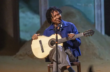 Jared Leto em retrato artístico